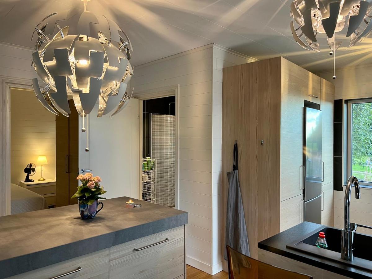 Hills Cottage Granna Bagian luar foto