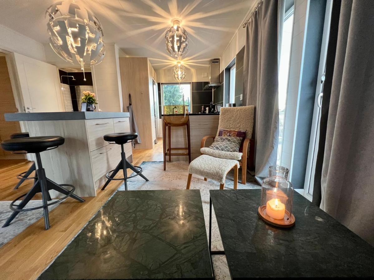 Hills Cottage Granna Bagian luar foto