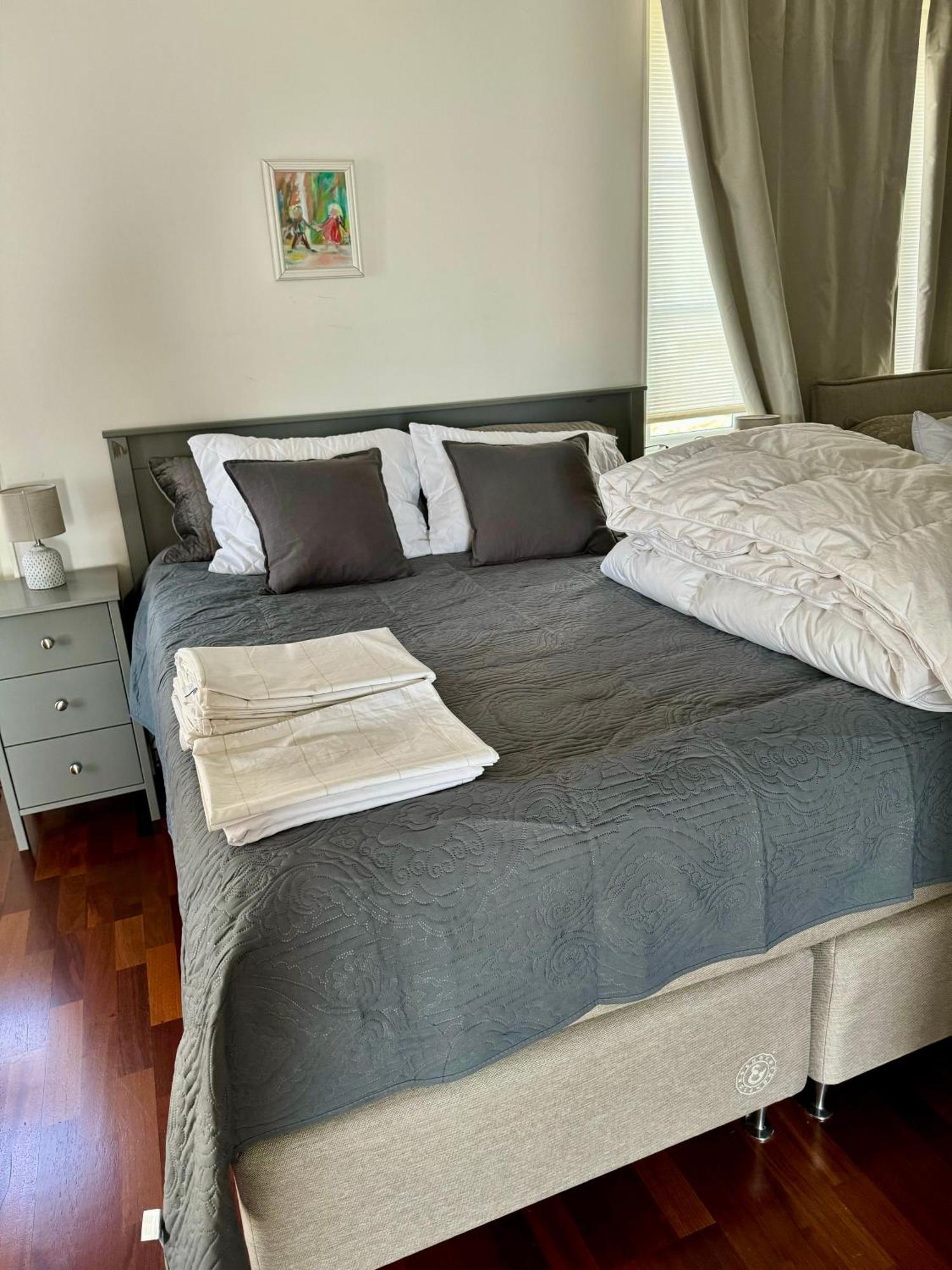 Hills Cottage Granna Bagian luar foto