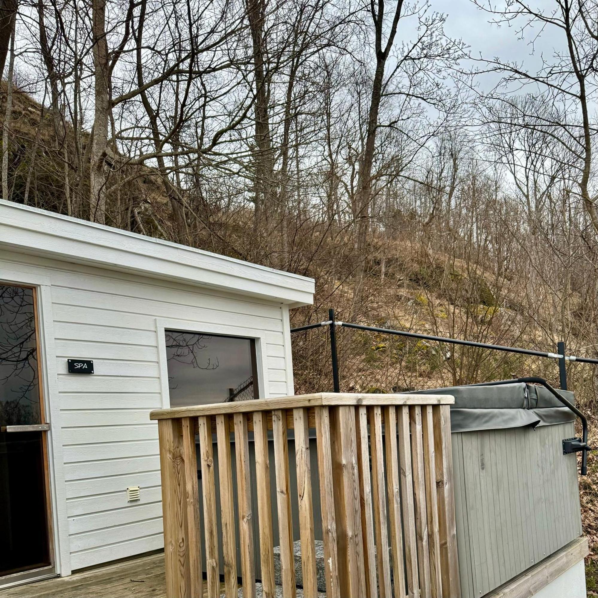 Hills Cottage Granna Bagian luar foto